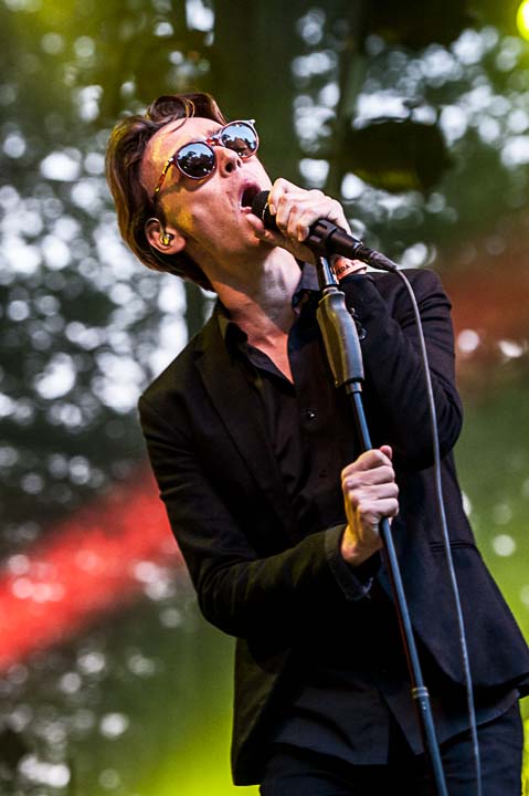Orange Skyline @ Breda Barst, picture 1, photographed by Gert Daemen - FrontView Magazine