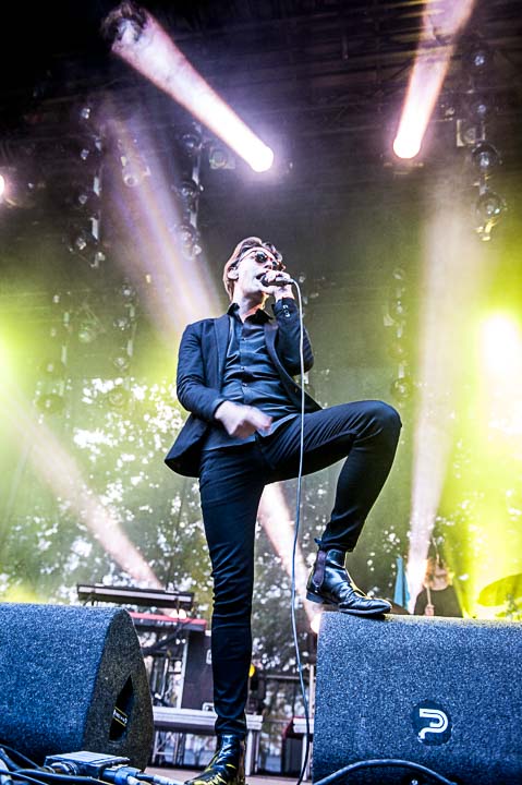 Orange Skyline @ Breda Barst, picture 5, photographed by Gert Daemen - FrontView Magazine