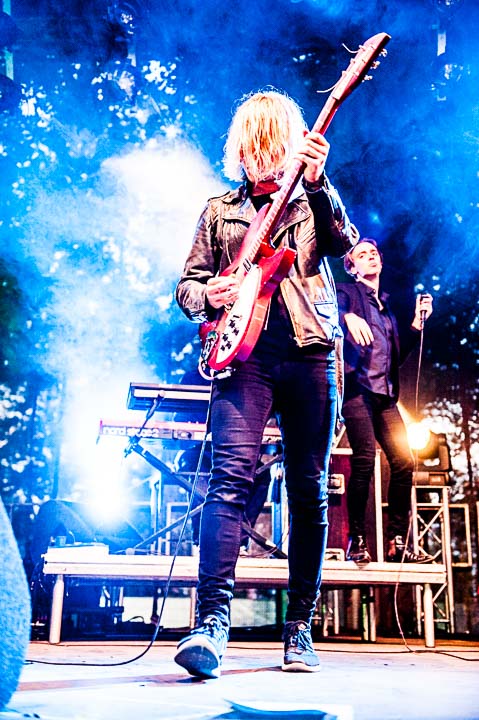 Orange Skyline @ Breda Barst, picture 22, photographed by Gert Daemen - FrontView Magazine