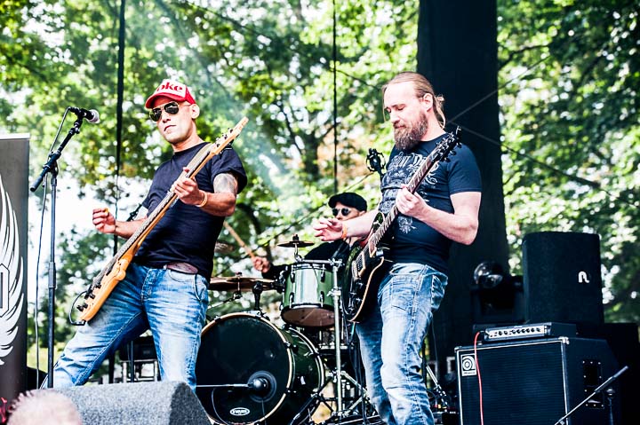 Revölvo @ Breda Barst, picture 15, photographed by Gert Daemen - FrontView Magazine