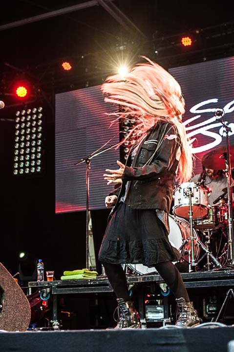 Sass Jordan @ Breda Barst, picture 7, photographed by Gert Daemen - FrontView Magazine