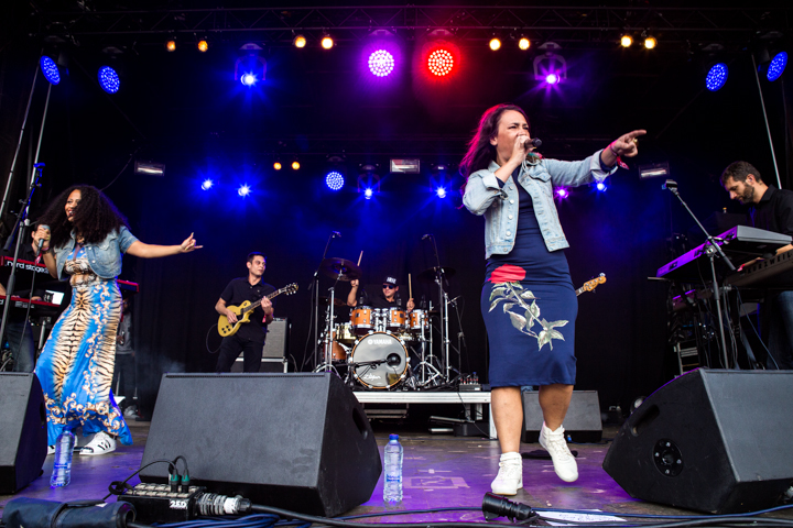 Slongs Dievanongs @ Manifiesta, foto 8, foto's door Dieter  Boone - FrontView Magazine