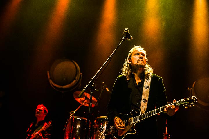 Guus Meeuwis @ 013, picture 12, photographed by Gert Daemen - FrontView Magazine