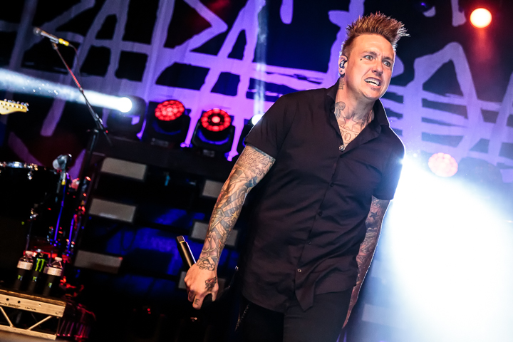 Papa Roach @ Trix, foto 1, foto's door Dorien Goetschalckx - FrontView Magazine