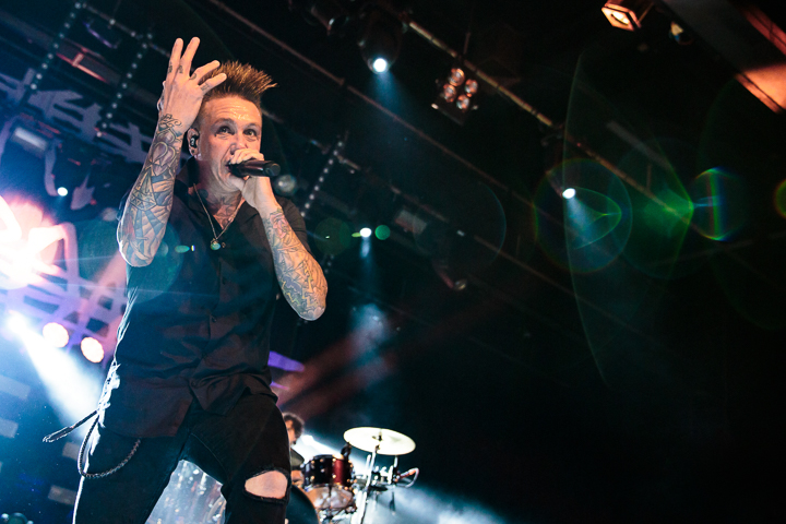 Papa Roach @ Trix, foto 10, foto's door Dorien Goetschalckx - FrontView Magazine
