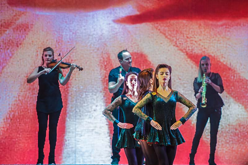 Riverdance 21 @ Ethias Arena, picture 6, photographed by Gert Daemen - FrontView Magazine