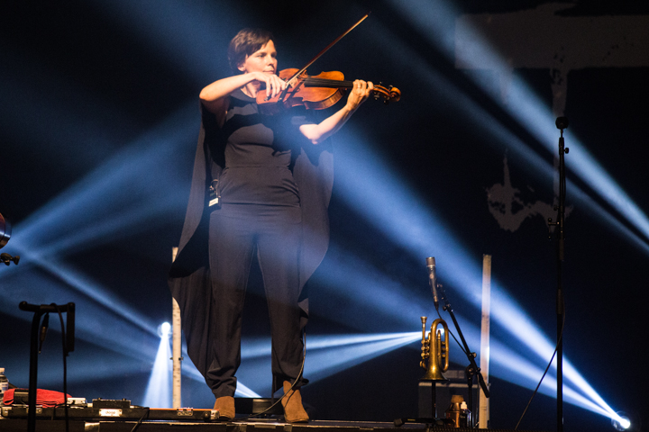 Lamb @ Ancienne Belgique, picture 16, photographed by Dieter  Boone - FrontView Magazine