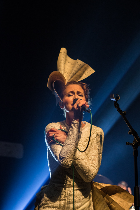 Lamb @ Ancienne Belgique, picture 21, photographed by Dieter  Boone - FrontView Magazine