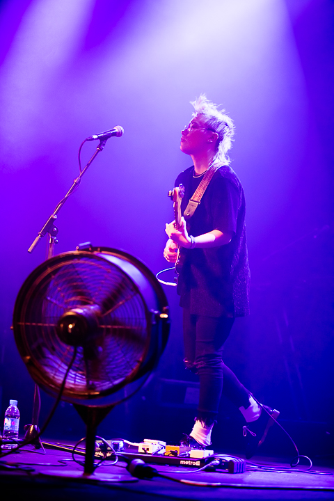 Annabel Allum @ l'Aéronef Lille, picture 2, photographed by FrontView Magazine