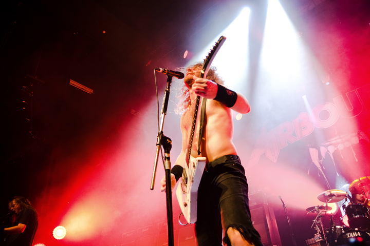 Airbourne @ Het Depot, picture 15, photographed by Magali Decamps - FrontView Magazine