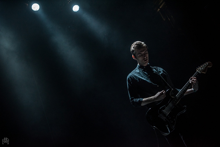 Loom @ Effenaar, picture 12, photographed by Luc Luyten - FrontView Magazine