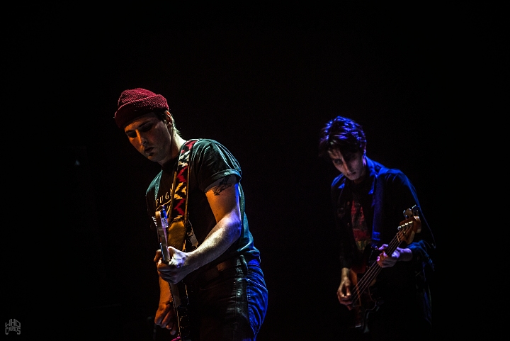 Loom @ Effenaar, picture 13, photographed by Luc Luyten - FrontView Magazine