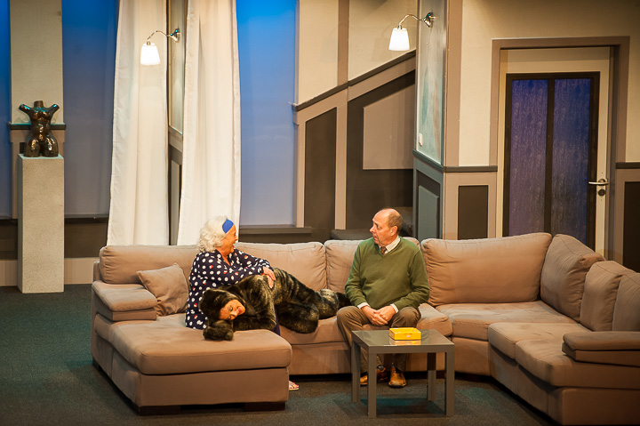 Zij heeft een kat en ik nen hond @ echt Antwaarps teater, foto 12, foto's door Goele Bormans - FrontView Magazine