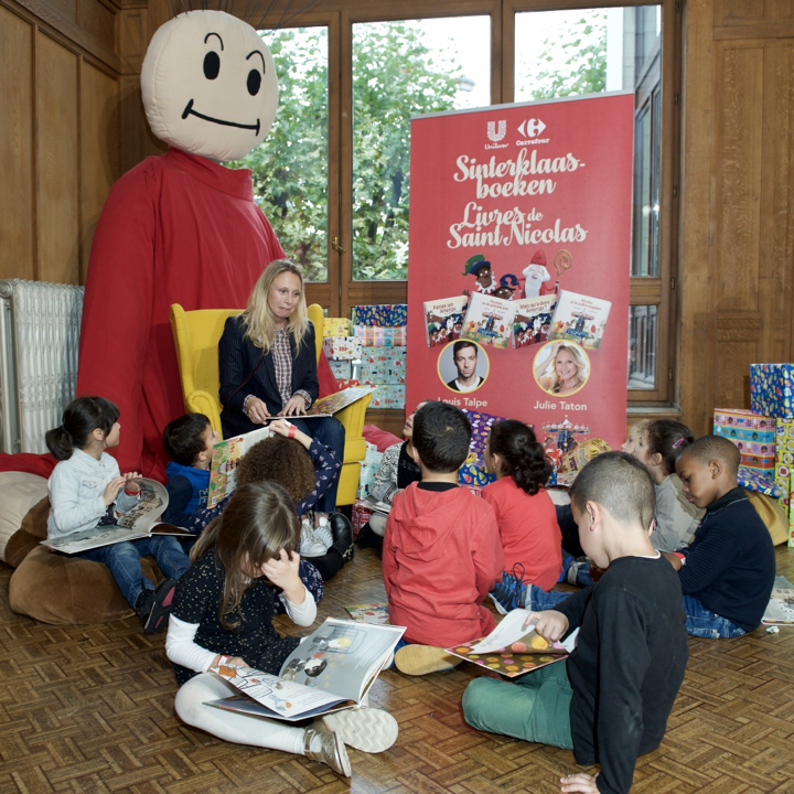 Sinterklaasboeken @ Brussel stripmuseum., picture 20, photographed by Bart Baevegems - FrontView Magazine