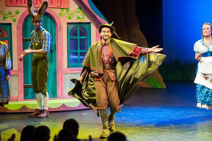 Première Roodkapje @ Stadsschouwburg Antwerpen, picture 50, photographed by Goele Bormans - FrontView Magazine