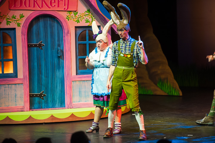 Première Roodkapje @ Stadsschouwburg Antwerpen, picture 60, photographed by Goele Bormans - FrontView Magazine