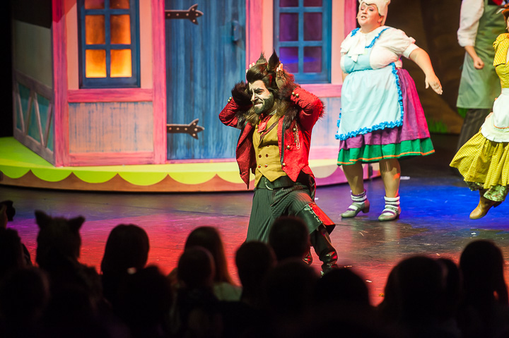 Première Roodkapje @ Stadsschouwburg Antwerpen, picture 65, photographed by Goele Bormans - FrontView Magazine