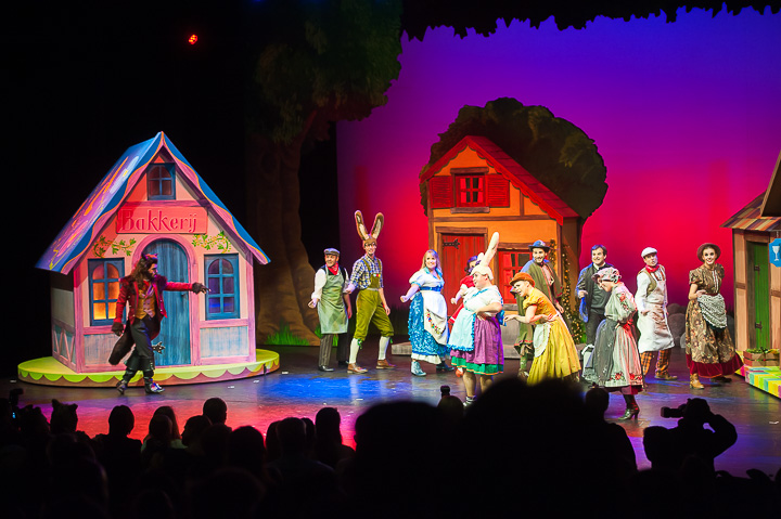 Première Roodkapje @ Stadsschouwburg Antwerpen, picture 67, photographed by Goele Bormans - FrontView Magazine