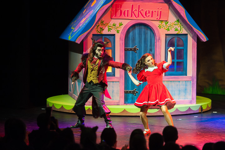 Première Roodkapje @ Stadsschouwburg Antwerpen, picture 69, photographed by Goele Bormans - FrontView Magazine