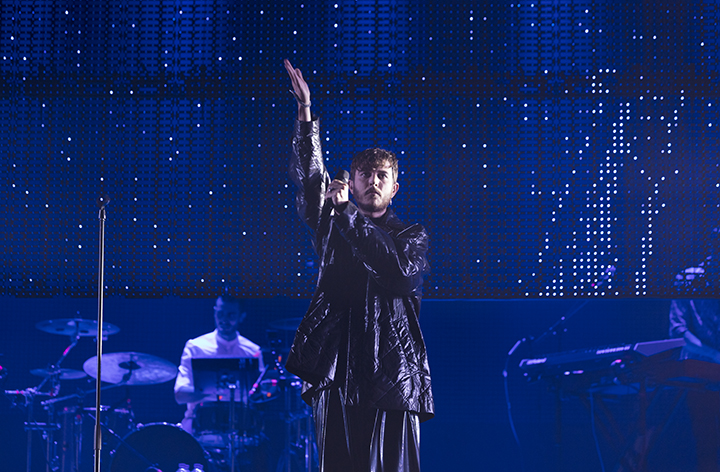 Oscar and the Wolf @ Sportpaleis, foto 3, foto's door Frank Lambrechts - FrontView Magazine