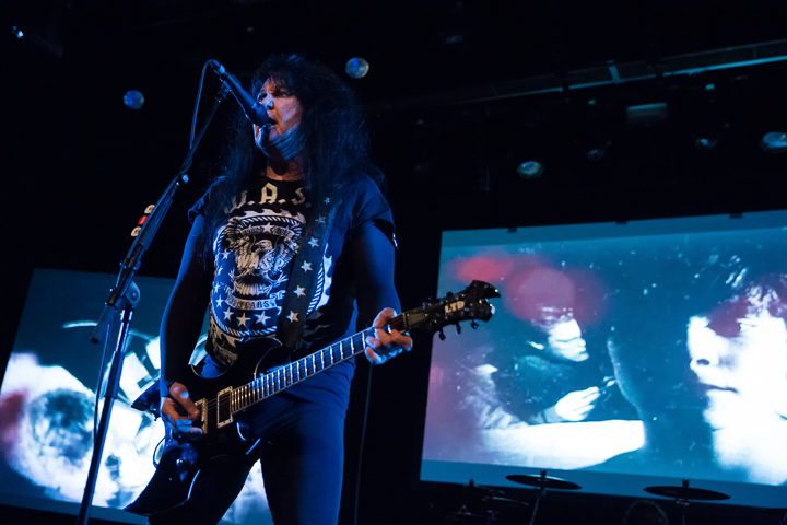 W.A.S.P. @ Trix, foto 1, foto's door Dorien Goetschalckx - FrontView Magazine