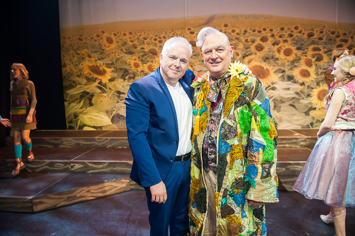 Première Ridders van de Ronde Keukentafel @ Theater 't Eilandje, foto 34, foto's door Goele Bormans - FrontView Magazine