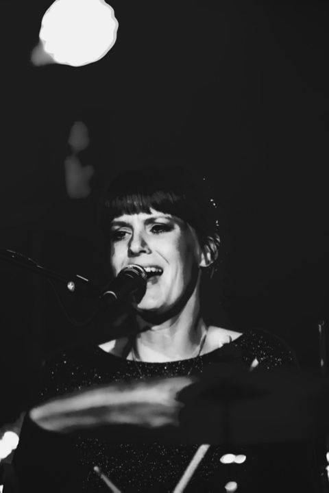 Isolde et Les Bens @ Vooruit, picture 3, photographed by Bart Baevegems - FrontView Magazine