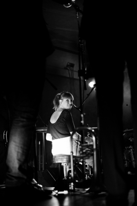 Isolde et Les Bens @ Vooruit, picture 8, photographed by Bart Baevegems - FrontView Magazine