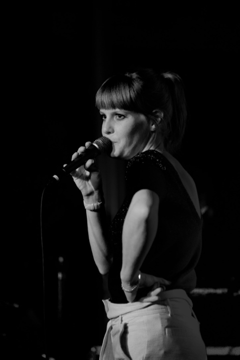 Isolde et Les Bens @ Vooruit, picture 23, photographed by Bart Baevegems - FrontView Magazine