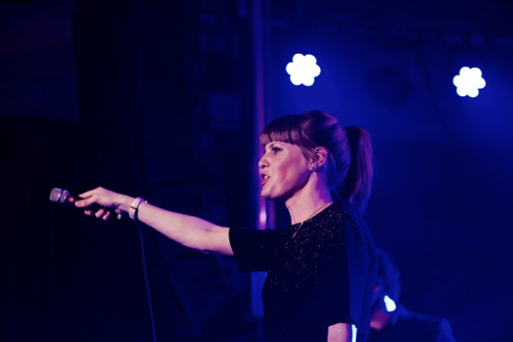 Isolde et Les Bens @ Vooruit, picture 25, photographed by Bart Baevegems - FrontView Magazine