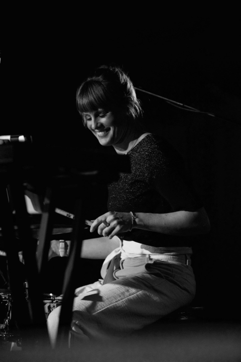 Isolde et Les Bens @ Vooruit, picture 27, photographed by Bart Baevegems - FrontView Magazine