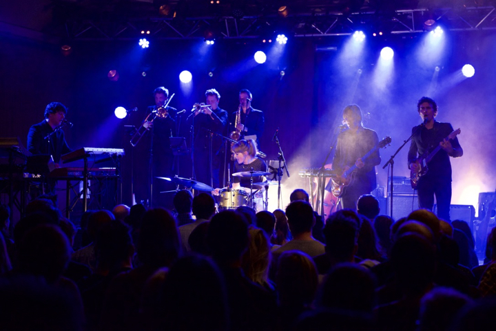 Isolde et Les Bens @ Vooruit, picture 32, photographed by Bart Baevegems - FrontView Magazine