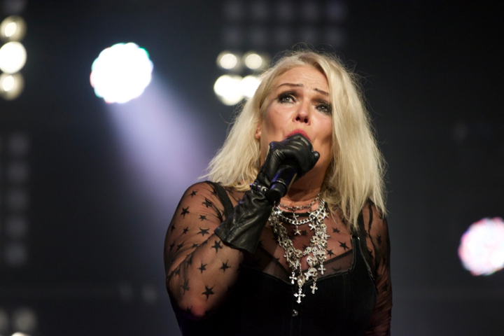 Kim Wilde @ Kursaal Oostende, picture 22, photographed by Bart Baevegems - FrontView Magazine