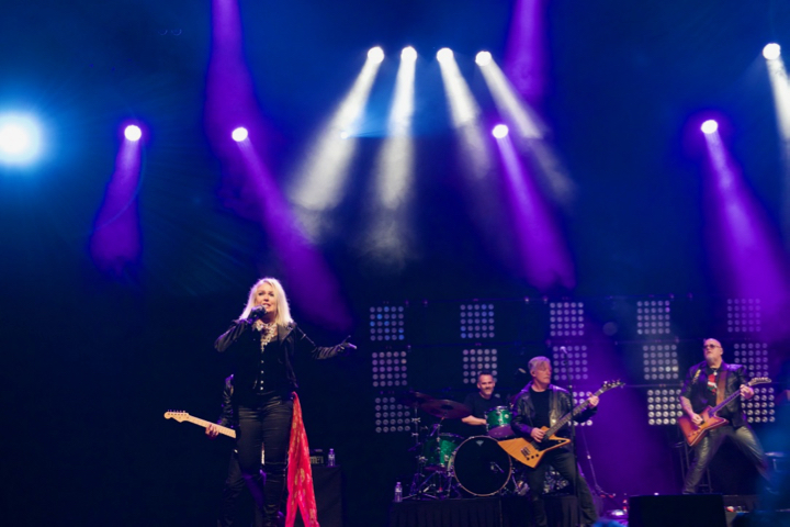 Kim Wilde @ Kursaal Oostende, picture 29, photographed by Bart Baevegems - FrontView Magazine