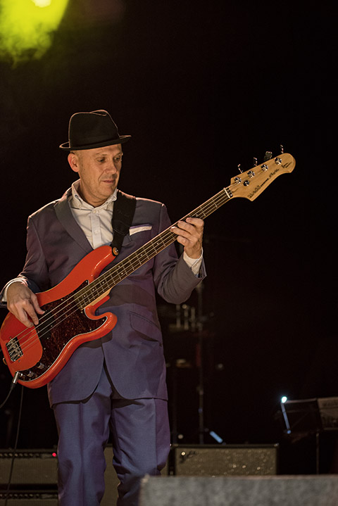 Madness @ De Roma, picture 10, photographed by Jef Peeters - FrontView Magazine