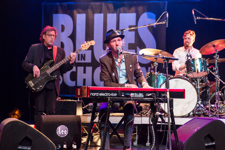 ILJA DE NEVE BAND (B-UK) @ Blues in Schoten, picture 6, photographed by Marc Verdonck - FrontView Magazine