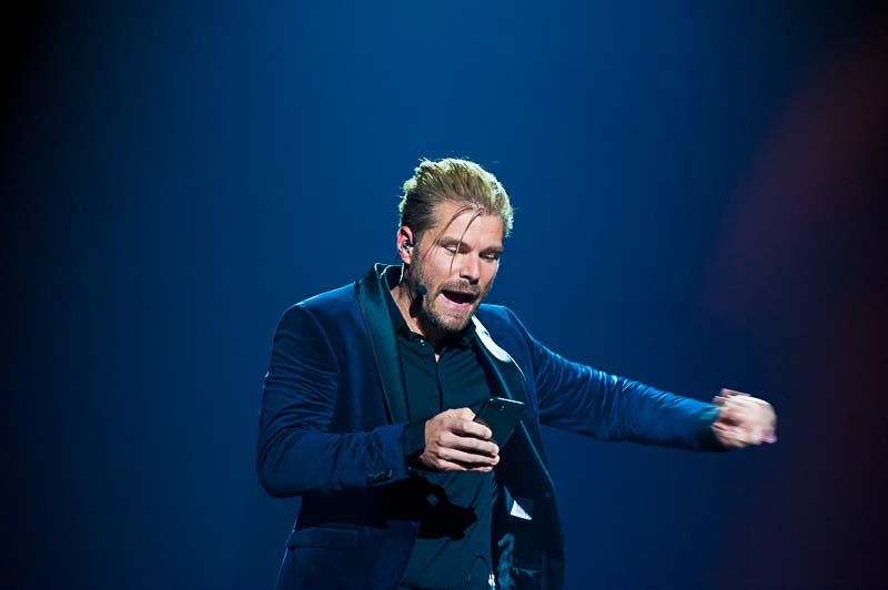 Night of the proms @ grenslandhallen, picture 7, photographed by Gert Daemen - FrontView Magazine