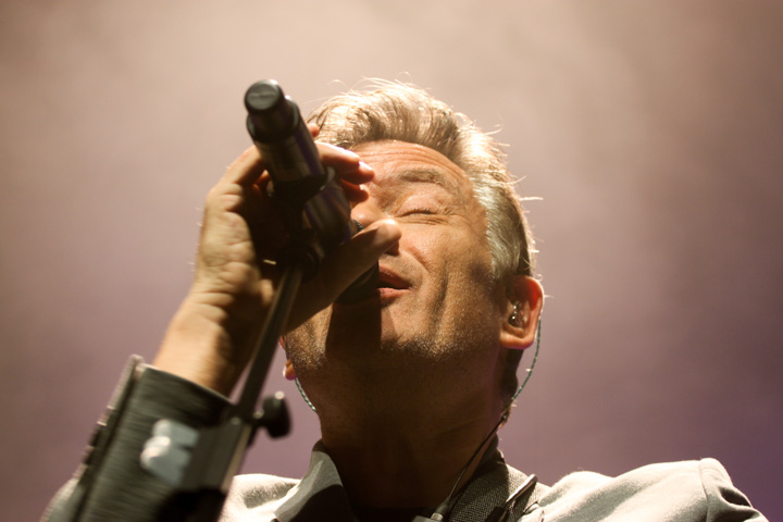 Bart Peeters @ Depot Leuven, picture 1, photographed by Hilde  Hermans - FrontView Magazine