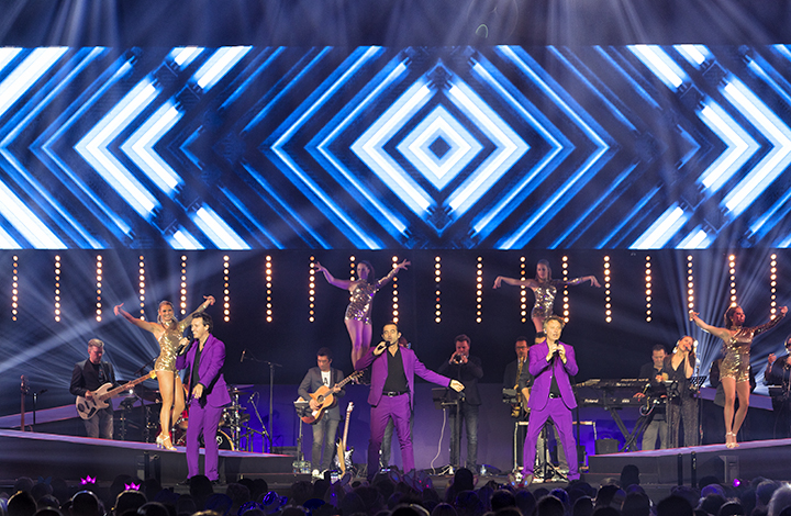 Zingpaleis @ Ethias arena, foto 2, foto's door Frank Lambrechts - FrontView Magazine