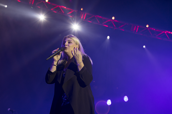 Zingpaleis @ Ethias arena, foto 9, foto's door Frank Lambrechts - FrontView Magazine