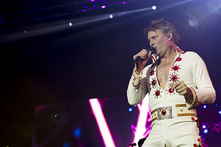 Zingpaleis @ Ethias arena, foto 12, foto's door Frank Lambrechts - FrontView Magazine
