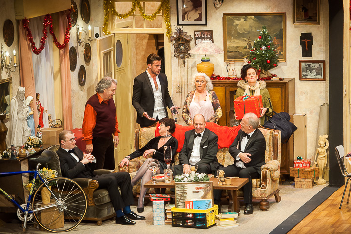 Première 't is altijd Kerstmis Bij Jef en Wis @ echt Antwaarps teater, foto 29, foto's door Goele Bormans - FrontView Magazine