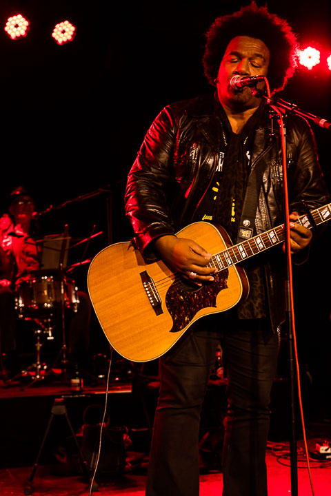 Light Of Day Benefiet @ Club 27 Edegem, picture 14, photographed by Kris Saelen - FrontView Magazine