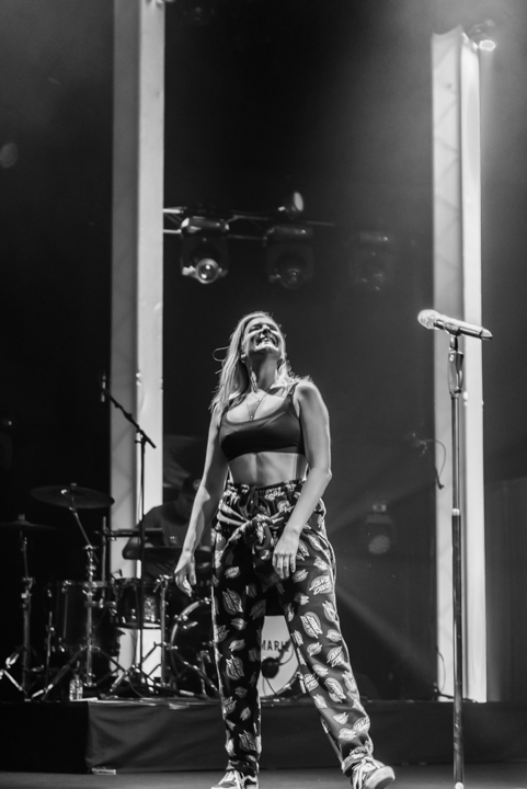 Anne-Marie @ The Qube 2017, foto 2, foto's door Jonas Wallecan - FrontView Magazine