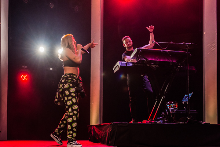 Anne-Marie @ The Qube 2017, foto 13, foto's door Jonas Wallecan - FrontView Magazine