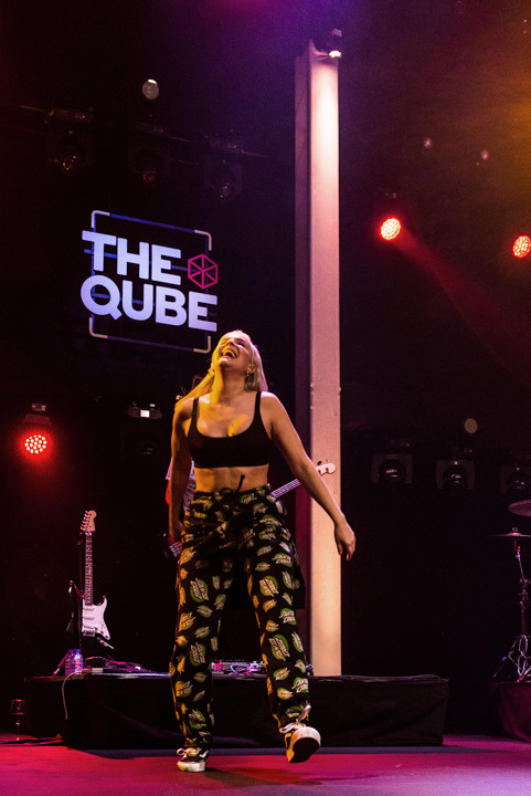 Anne-Marie @ The Qube 2017, foto 14, foto's door Jonas Wallecan - FrontView Magazine
