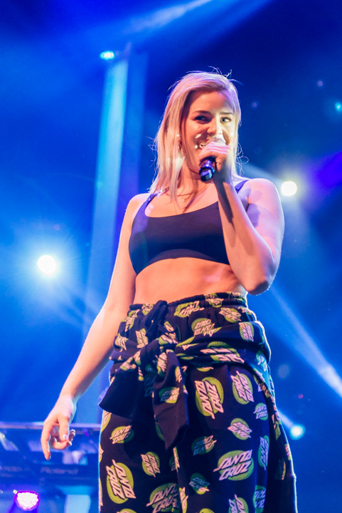 Anne-Marie @ The Qube 2017, foto 23, foto's door Jonas Wallecan - FrontView Magazine