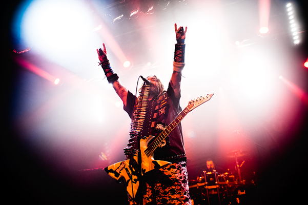 Max & Iggor Cavalera @ Mtv Headbanger's Ball, picture 3, photographed by Magali Decamps - FrontView Magazine