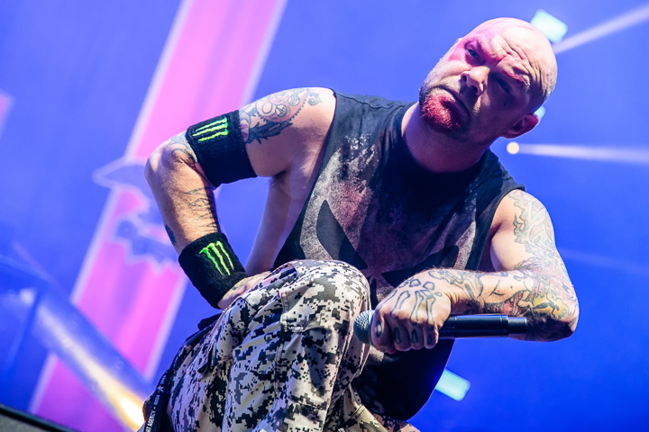 Five Finger Death Punch @ Lotto Arena, picture 8, photographed by Dorien Goetschalckx - FrontView Magazine