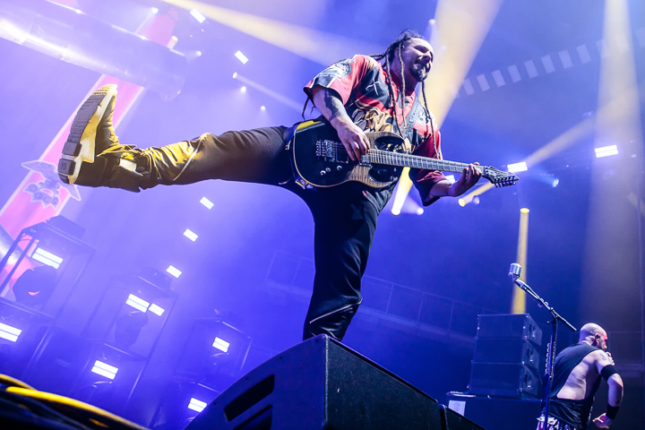 Five Finger Death Punch @ Lotto Arena, picture 10, photographed by Dorien Goetschalckx - FrontView Magazine